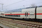 DB-Wagen/872662/dbpza-50-80-26-81-680-3-am DBpza 50 80 26-81 680-3 am 17.01.2025 in Warnemünde.