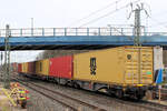 Guterwagen/870693/3-zurueckgelassene-containertragwagen-im-bahnhof-tostedt 3 zurückgelassene Containertragwagen im Bahnhof Tostedt, Datum: 18.12.2024.