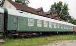 DR Salonwagen 61 80 89-40 032-8 Salon im Eisenbahnmuseum in Weimar am 05.08.2016.