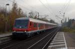 RB (RB 21166) von Hamburg-Altona nach Itzehoe in Elmshorn. Geschoben hatte die 143 966-0. 08.11.2011
