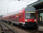 DABbuzfa 760 steht als Ersatzzug RE 13291(Rostock-Stralsund)im Rostocker Hbf.13.12.2013