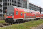 DABbuzfa 760 als RE 18490 von Berlin Hbf nach Warnemünde bei der Durchfahrt in Warnemünde-Werft.25.06.2017