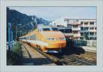 Ein TGV auf der Fahrt nach Ventimiglia in Beaulieu sur Mer. 

Mai 1995