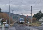 In der sp�ten Morgend�mmerung verl�sst der SNCF Z 27756 als TER 884656 von St-Gervais-les-Bains-le-Fayet (ab 6:49) nach Bellegarde Ain (an 8:45) den Bahnhof von St-Pierre-en-Faucigny und passiert