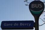 (167'327) - RATP-Haltestellenschild - Paris, Gare de Bercy - am 18.