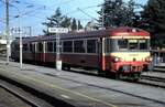 SNCF Dieseltriebwagen XRABx Nr.6377 in St.Quentin am 09.10.1994.