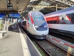 Der TGV Lyria Rame 4719 wartet in Lausanne auf die Abfahrt nach Marseille.