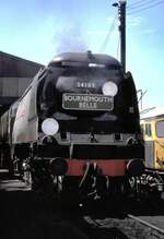 UK BR Swange Nr.34 105 in Ropley bei der Midhants Bahn im August 1991.