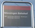 (212'889) - BERNMOBIL-Haltestellenschild - M�nsingen, Bahnhof - am 14.