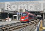 Der FS Treniatalia ETR 400 011 erreicht  wie gut zu erkennen ist, den Bahnhof ROMA TERMINI. 

30. Sept. 2025