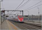 Ein FS Trenitalia ETR 500 von Torino kommend erreicht den Bahnhof Rho Fiera.

24. Feb. 2023