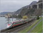 Ein FS Trenitalia ETR 610 als EC 34 von Milano nach Genève beim Château de Chillon.