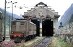 FS E 636 115 in der Brenner-Station am 26.07.1982.