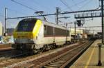 Am 21 September 2016 durchfahrt CFL 3013 mit ein leeren KLV Antwerpen-Berchem.