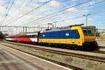 Am 14 Mai 2015 treft 186 007 mit ein IC-Direct in Rotterdam Centraal ein.