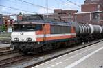 LOCON 1831 zog einen tankzug durch amersfoort centraal,17.05.22
