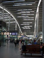 In der Halle vom Bahnhof Utrecht Centraal am 29 April 2025.