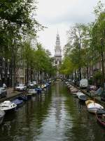 Groenburgwal mit Zuiderkerktoren, Amsterdam August 2009.