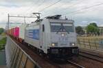 LTE 286 940 schleppt der Mannheim-W�rth KLV durch Tilburg-Reeshof am 9 Juli 2021.