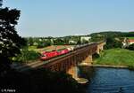 1116 259 + 1293 182 überqueren mit einem Kesselzug die Donau bei Regensburg Mariaort.