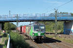 SETG 193 204 mit einen Containerzug auf den Weg nach Hamburg. Tostedt, den 12.08.2026.