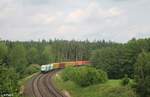 ER20-01 und Er20-02 ziehen gemeinsam den Hamburg - Wiesau Containerzug bei Oberteich.