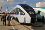 InnoTrans 2016 in Berlin: Der PesaDART ist ein elektrischer IC-Triebzug, der f�r Betreiber in Europa und anderen Kontinenten gedacht ist. Der Zug erreicht eine baubedingte H�chstgeschwindigkeit von 250 km/h bei Versorgungsspannungen von 1,5 kV DC, 3 kV DC, 15 kV AC und 25 kV AC. PKP Intercity hat 20 Fahrzeuge dieses Typs bestellt und sind als Baureihe ED161 bzw 2 150 in Polen eingereiht. Der Triebzug erf�llt die Anforderungen nach TSI Lok&Pas und ERTMS Level 2. Problemlose Bewegungsfreiheit garantiert nicht nur die durchg�ngige einheitliche Fu�bodenh�he, sondern auch die Sitzabst�nde. Wi-Fi, Steckdosen an den Pl�tzen und das Bordinformationssystem erh�hen den Komfort. F�r einen Fernverkehrszug sind die gro�en Mehrzweckbereiche an den T�ren, die auch Fahrr�der aufnehmen k�nnen, ungew�hnlich. Dennoch bietet der achtteilige Zug insgesamt 352 Sitzpl�tze. Das Video�berwachungssystem erfasst nicht nur das Geschehen im Zug, sondern auch an den T�ren, vor dem Fahrzeug und am Stromabnehmer. Zum Triebzug geh�rt auch ein Technikraum und ein spezielles Abteil zum Eilbrieftransport.