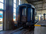 Der Speisewagen der Gattung WR, CIWL N� 4249 der �Blauwe Roemeen� (Blauer Rum�ne), ex CIWLT 51 66 08-50 091-9 am 29 April 2025 im Het Spoorwegmuseum (bis 2005 NSM - Nederlands Spoorwegmuseum /