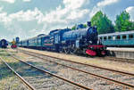 Ex-SJ 1220 steht mit ein Dampfpendelzug nach Kerkrade am 11 Juli 2010 in Simpelveld.