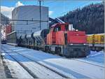 Die Am 841 013 (92 85 8 841 013-6 CH-LPAG) macht sich in Airolo mit einem Güterzug zur Abfahrt durch den Gotthard Tunnel bereit. 

21. Januar 2025