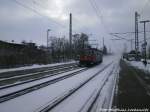 421 393-0 wirbelt m�chtig Schnee hoch beim durchfahren des Bahnhofs Landsberg (b Halle/Saale) am 29.12.14