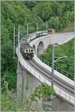 Das  Festival Suisse de la vapeur  (Schweizer Dampffestival 2025) begeistert zumindest mich auch immer wieder mit eklektisch betriebenen Zügen wie z.B hier mit dem MOB FZe 6/6 2002 der Blonay