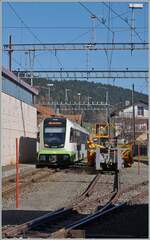 Nun sind auch bei der transN die ABe 4/8 in Betrieb: Der transN ABe 4/8 N° 10 erreicht als R 22 314 sein Ziel Les Ponts-de-Martel. 

28. Okt. 2024