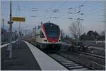 Der SBB RABe 511 026 erreicht das französiche Annemasse.