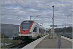 Der SBB RABe 522 206 wartet in Meroux als RE56 nach Biel/Bienne auf die Abfahrt. Seit dem Fahrplanwechsel wurde das Konzept geändert, und die SBB Züge verkehren nur noch bis Delle, so ein Anschluss an einen SNCF TER nach Belfort besteht. 

10. Dezember 2025
