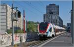 Der SBB LEX RABe 522 218 und ein weiterer sind als RL4 auf dem Weg nach Annemasse. Das Foto entstand in Lancy Pont Rouge. 

16. April 2026