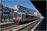 Ein SBB RBDe 560 mit TransN-Logo wartet in Fribourg auf die Abfahrt nach Yverdon.