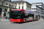 (286'005) - SW Winterthur - Nr. 112 - Hess/Hess Gelenktrolleybus am 6. April 2026 beim Hauptbahnhof Winterthur