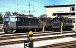 SBB Re 4/4 II Nr.11 217 und Ae 4/7 Nr.10 936 und Ae3/6 I Nr.10 637 in Rorschach am 14.08.1980.