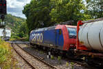 Die an die SBB Cargo International AG vermietete Re 482 019-7 (91 85 4482 018-7 CH-NRFAB) der NRFAB - Nordic Re-Finance AB, Bankeryd (Schweden), ex SBB Cargo Re 482 019-7, f�hrt am 23 Juli 2026 mit einem KLV-Zug durch den Bahnhof Kirchen/Sieg in Richtung K�ln.

Die TRAXX F140 AC1 wurde 2003 von Bombardier in Kassel unter der Fabriknummer 33572 gebaut und an die SBB Cargo AG geliefert. Sie hat die Zulassungen und Zugbeeinflussungssysteme f�r die Schweiz und Deutschland. Im Februar 2026 wurde sie an die NRFAB - Nordic Re-Finance AB verkauft.
