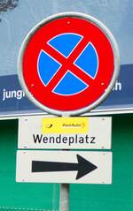 (279'493) - PostAuto Wendeplatz am 28. August 2025 in Lauterbrunnen, Parkhaus