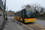 (284'519) - CarPostal Ouest - NE 137'828/PID 12'011 - Mercedes am 31. Januar 2026 beim Bahnhof Neuch�tel