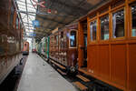 Der wunderschön aufgearbeitete zweiachsige 3.Klasse Abteilwagen mit Gepäckabteil CF²  21 der Aigle–Leysin-Bahn (AL), seit 1973 bei der Museumsbahn Blonay–Chamby hier am 27.