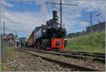 Festival Suisse de la vapeur 2024 / Schweizer Dampffestival 2024 der Blonay-Chamby Bahn    und als sich der Dampf verzogen hat, zeigt sich ein herrlich bunter Zug, der nach einem kurzen Aufenthalt