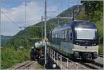 Das Timing hat nicht ganz geklappt: der CEV MVR ABeh 2/6 7503  Blonay-Chamby  verlässt Chamby etwas zu früh oder die BFD HG 3/4 N° 3 der Blonay Chamby Bahn erreicht Chamby etwas zu