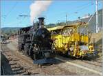 Die  Palas  21 0109 B40UM-1 der Sersa mit der BFD HG 3/4 N° der Blonay Chamby Bahn hätte eigentlich auch gut zum Herbstevent 2024  Autour de la voie ferrée / Rund um die eiserne Bahn 