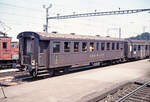 Dieser Altbauwagen tr�gt noch die Nummer B4 7507; so viel ich weiss stammt er aus einer grossen Bauserie von 1929/30 (7501 - 7573 oder 7574 (sp�ter vermutlich 20-03 100-169).