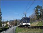 Die MOB GDe 4/4 6005 ist mit ihrem Panoramic Express nach Zweisimmen kurz nach Fontanivent unterwegs.