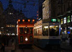 VBZ: Mit der Weihnachtsstrassenbahn  Märlitram  in Zürich unterwegs am 15.