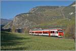 Der TMR ABe 525 041 auf dem Weg von Martigny nach Le Chable hat das Einfahrsignal von Sembrancher passieret und wird demzufolge in Kürze dort eintreffen.